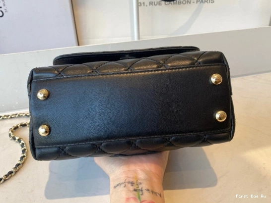 First Bag Ru BAG FLAP MINI TOP WITH HANDLE CHANEL 0708